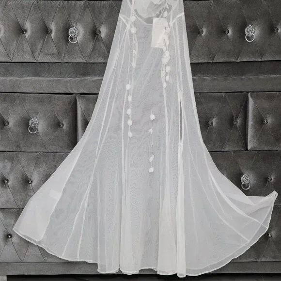 Akira White Sheer Floral Beaded Appliques Halter Maxi Tulle Dress Size Small - Picture 4 of 13